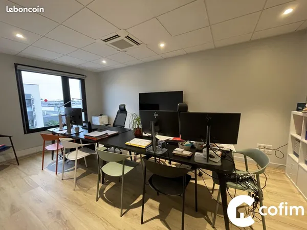 Bureaux 100 m² Pau