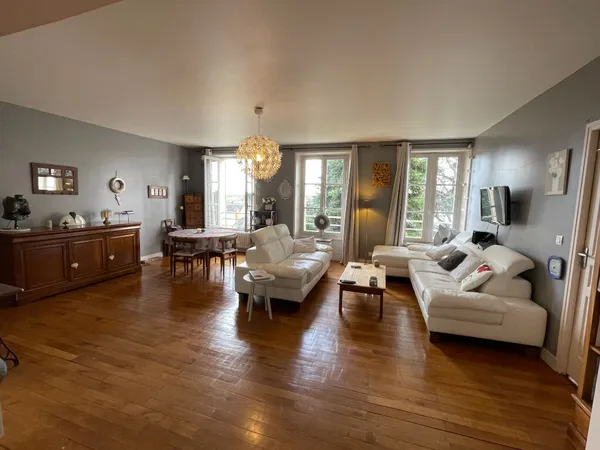 Appartement BLOIS 3 pièces 84 m2 (chauffage compris)