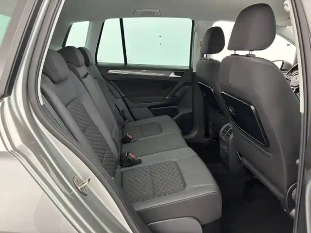 Volkswagen Golf Sportsvan 1.0 tsi 115 bvm6 — photo 31