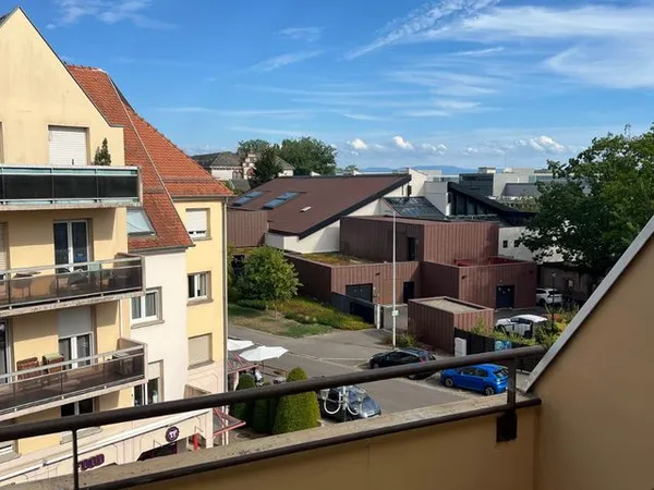 Appartement T3 85 m² avec grand balcon, ascenseur et cave - Haguenau centre