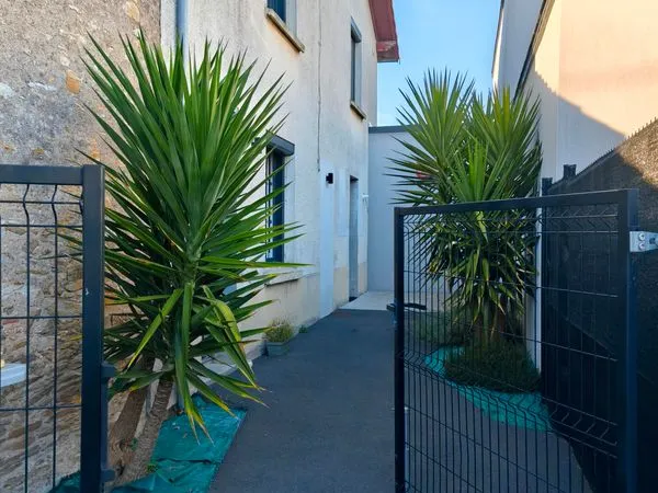 Petite maison T2 duplex rénovée - 41 m² - Rezé Houssais / Balinière