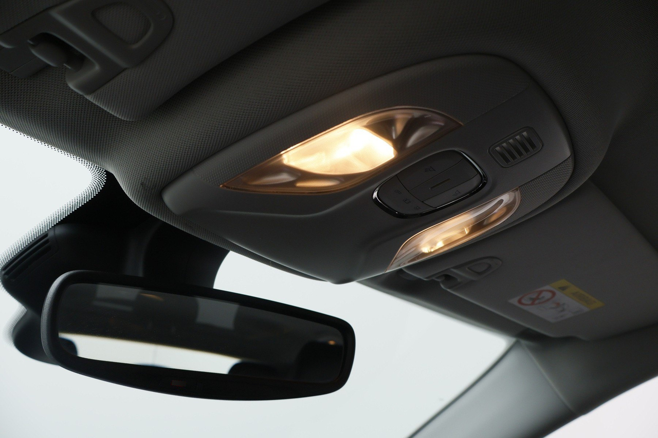 Jeep Compass — photo 29