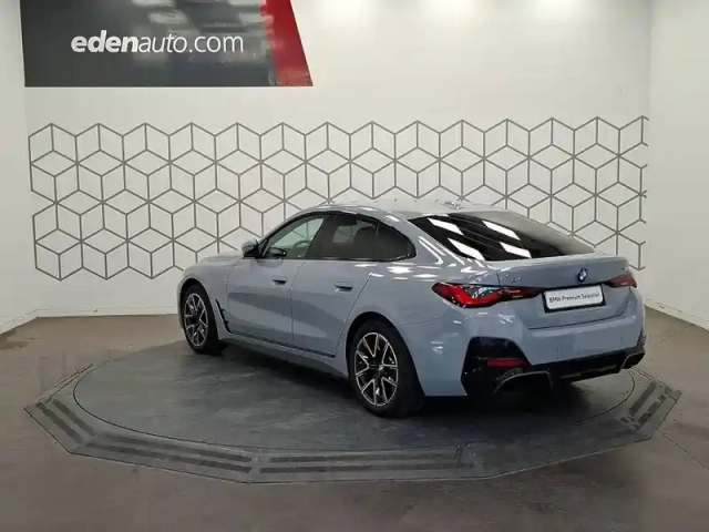 Bmw I4 edrive40 — photo 3