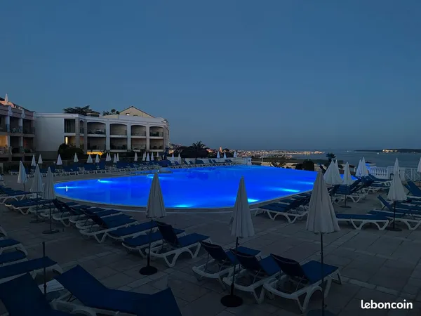 Location meublée Cannes