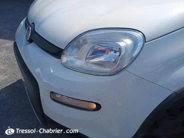 Fiat Panda 0.9 85 ch twinair s&amp;s 4x4 — photo 13