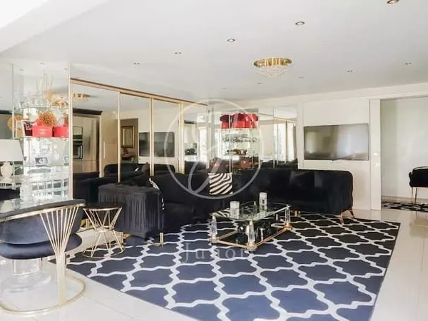 Appartement 2 pièces 87 m²