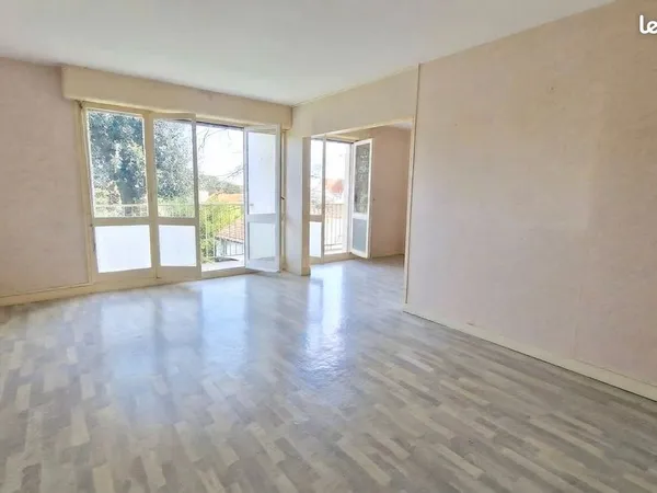 Appartement 4 pièces 81 m²
