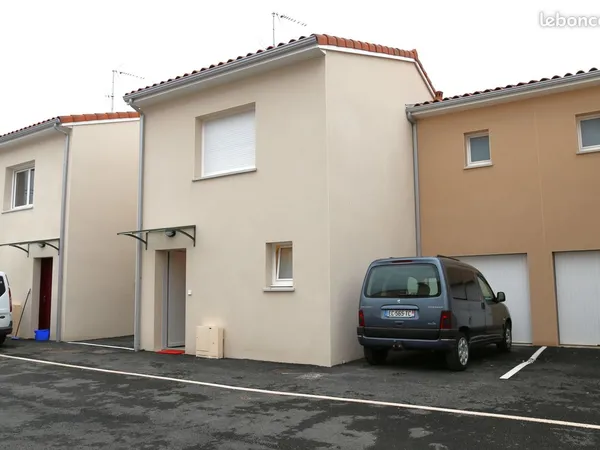 Location dans une petite résidence sécurisée