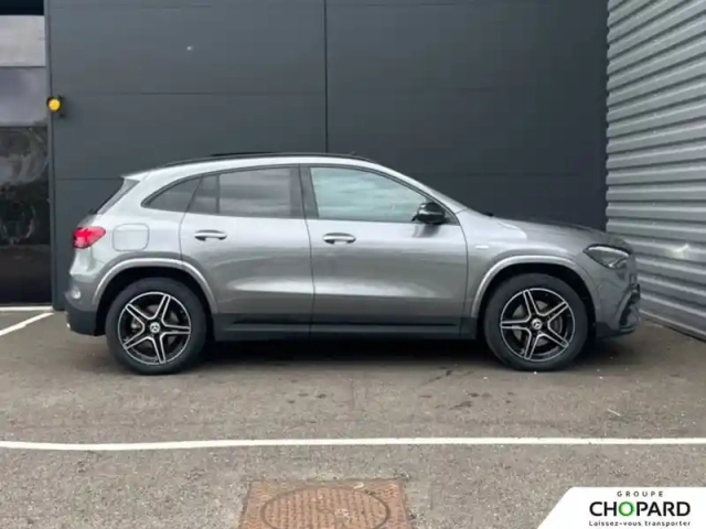 Mercedes Gla 250 e hybrid eq 8g-dct — photo 35