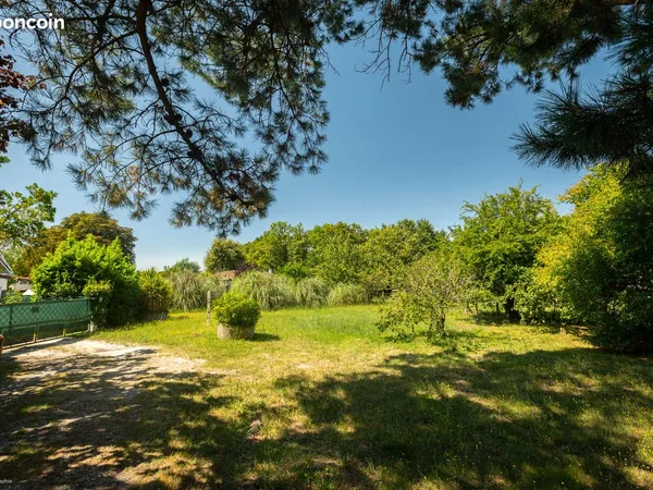Terrain 1000m2 environ