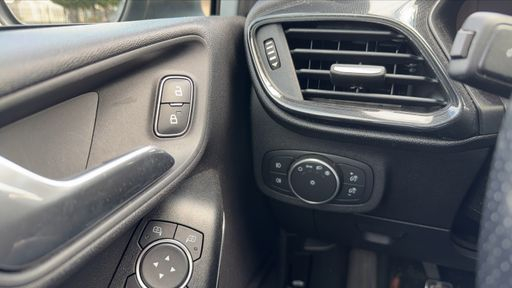 Ford Fiesta 1.5 Ecoboost  200 - ST – 2018 – 122059 km – Essence – Boîte Manuelle — photo 1