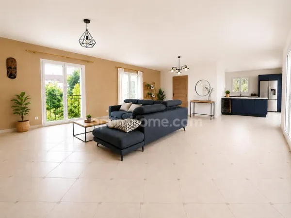 Maison de plain-pied 155 m² avec garage de 92m2, piscine et terrain arboré à MONTAGNAC (34)