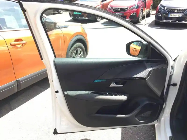 Peugeot 208 puretech 75 s&amp;s bvm5 — photo 14