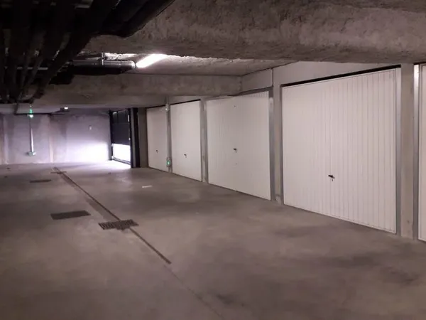 Garage double à Vénissieux