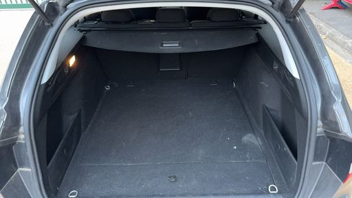Peugeot 308 SW 1.2 PureTech 130 - Allure – 2019 – 57646 km – Essence – Boîte Manuelle — photo 29