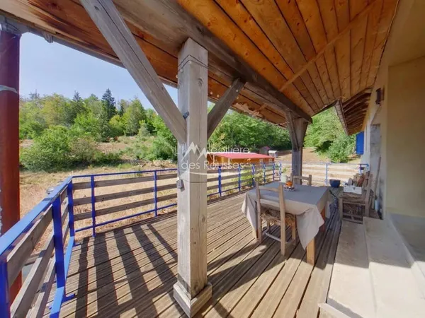 Maison 10 pièces 300 m²