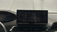 Peugeot 3008 1.2 PureTech 130ch S&S Allure Pack — photo 26