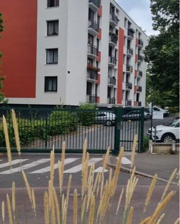 Box & Place de parking