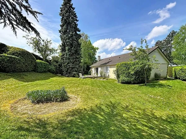 Maison de plain-pied 5 pièces 122 m²