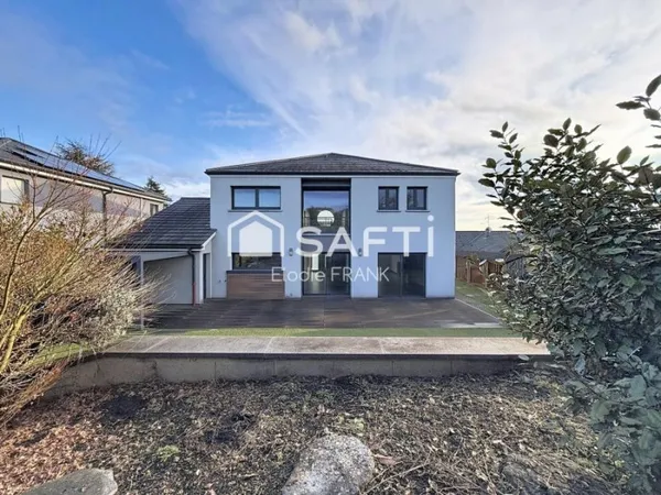 Maison 7 pièces 177 m²