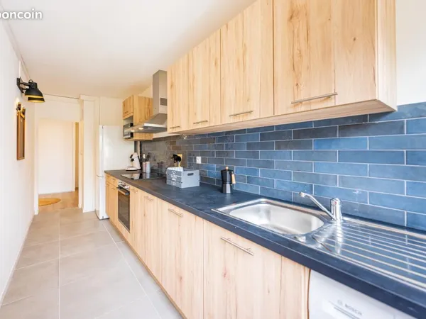 Appartement 4 pièces 76 m²
