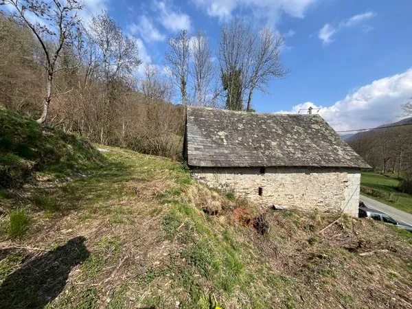 Grange 1 pièce 109 m²
