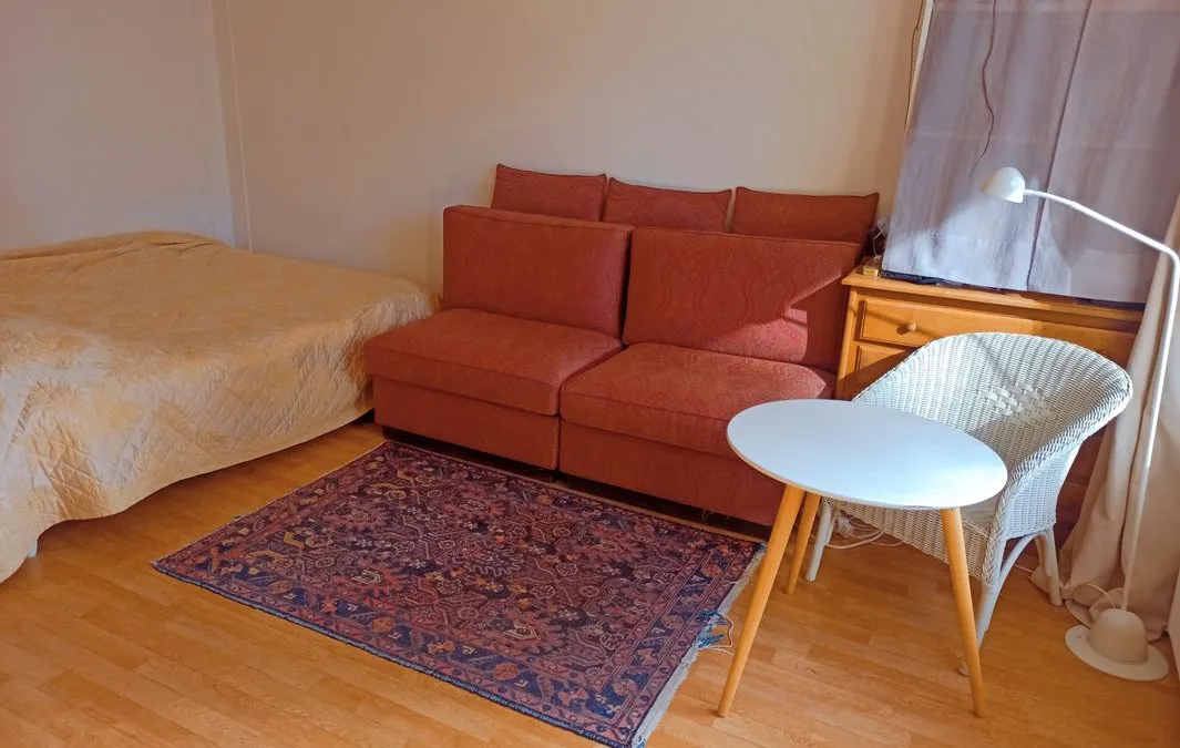 Photo 1