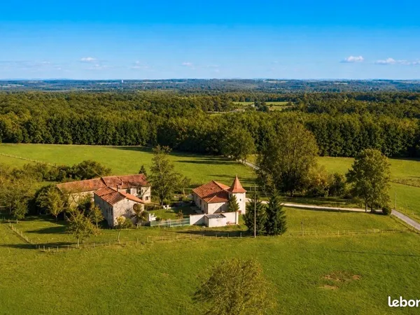 Propriété de caractère avec tour