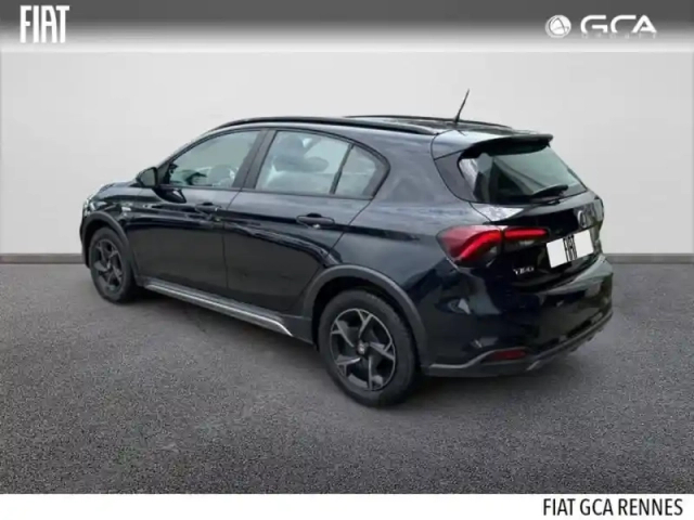 Fiat Tipo cross 1.0 firefly turbo 100ch s/s cross — photo 2