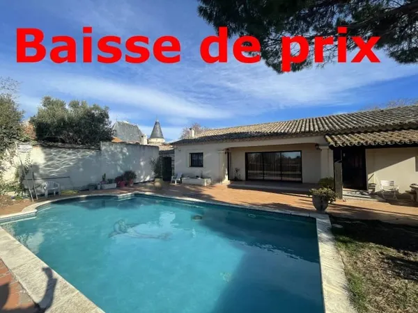 Propriété 10 pièces 300 m²