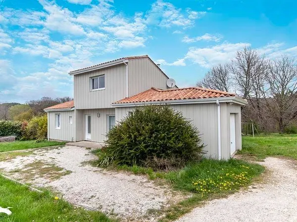 Maison 8 pièces 124 m²