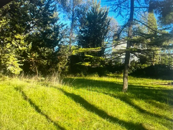 Terrain 1100 m²