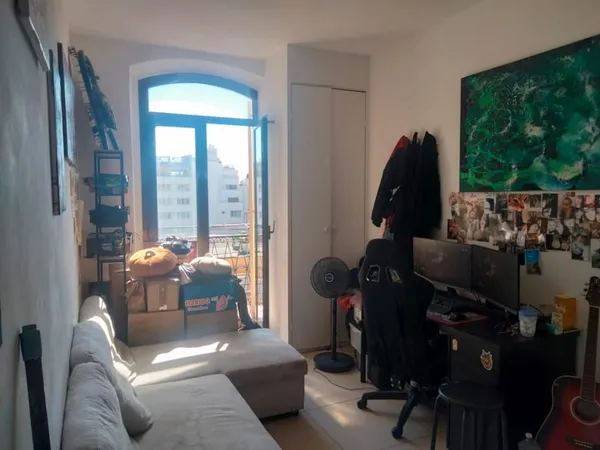 NICE CENTRE — STUDIO LOUÉ — 7% BRUT — INVESTISSEMENT