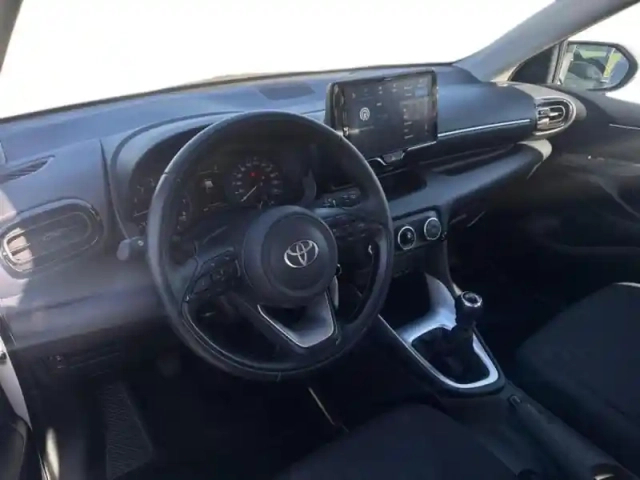 Toyota Yaris 120 vvt-i dynamic business 5p mc24 — photo 15