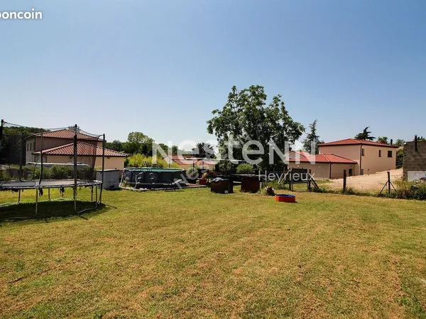 Terrain 610 m² OYTIER SAINT OBLAS