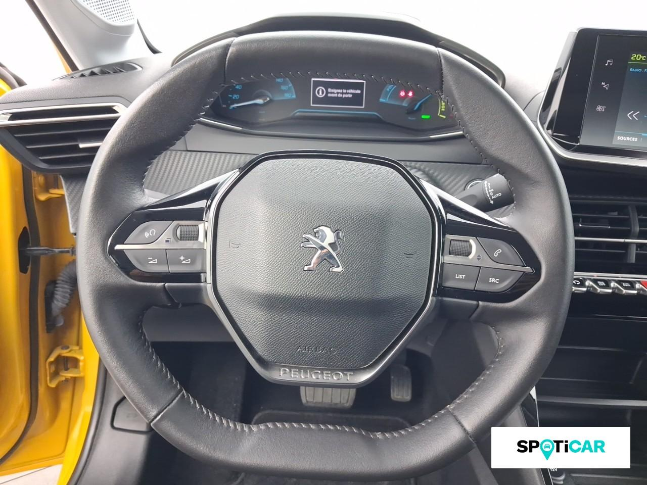 Peugeot 208 e-208 136ch like — photo 12