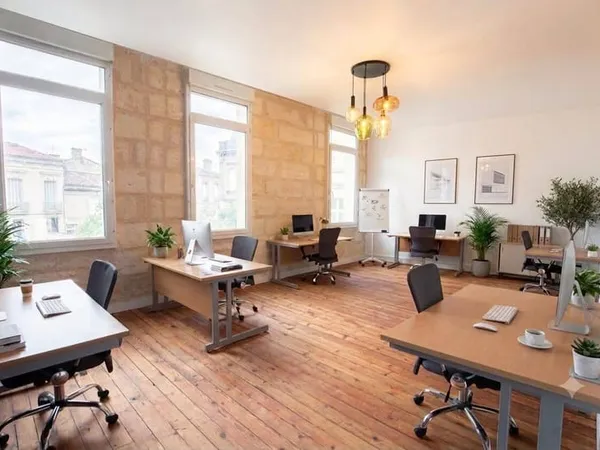 Bureaux 250 m²