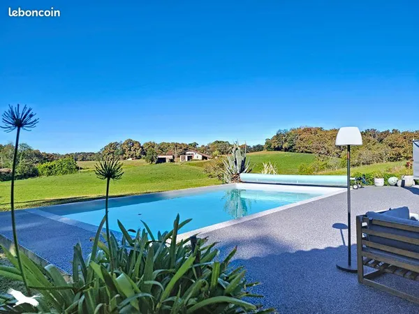 Maison 5 pièces 154 m²