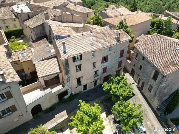 Vends maison de village 6 pièces