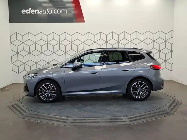 Bmw Serie 2 active tourer 225e xdrive 245 ch dkg7 — photo 2