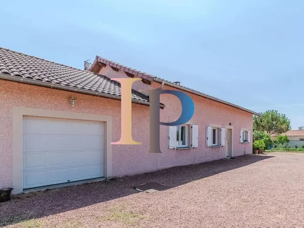 Villa 8 pièces 150 m²