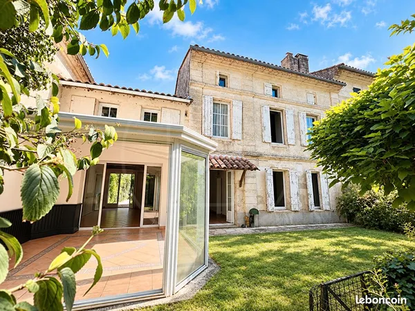 Propriété 6 pièces 250 m²