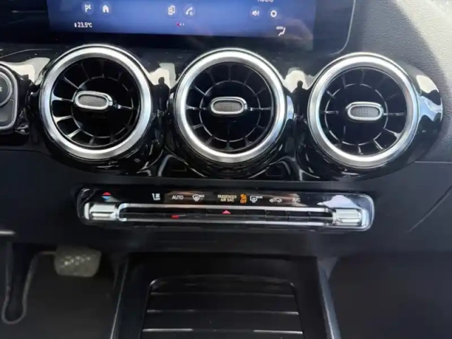 Mercedes Classe B 200 d progressive line — photo 12