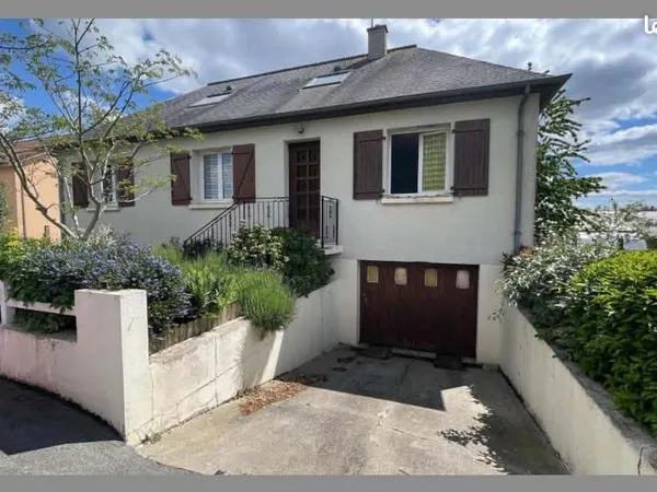 Marcillé la Ville Maison familiale 4 chambres - 103 m² - terrain 623 m² - beau potentiel de 1982