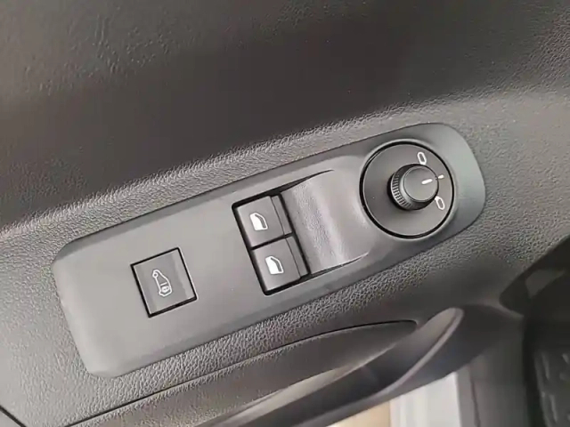 Citroën Berlingo van m diesel 100 ch manuelle — photo 23