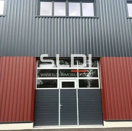 Local d'activité 135 m²