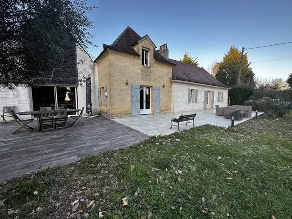 Maison 6 pièces 209 m²