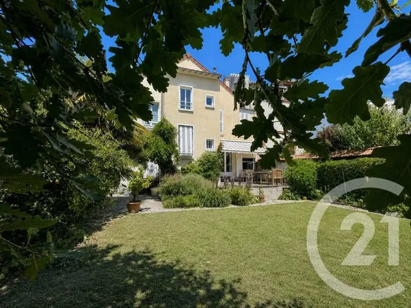 Maison 7 pièces 140 m²