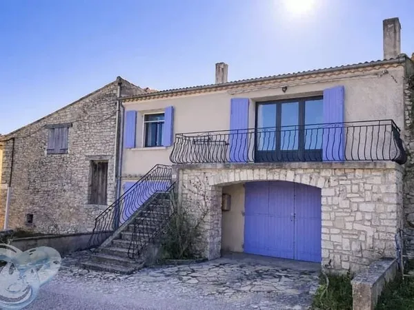 Maison de village de 100 m² habitables - 2 logements distincts