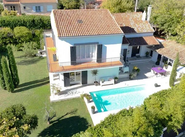 Maison 4 pièces 190 m²